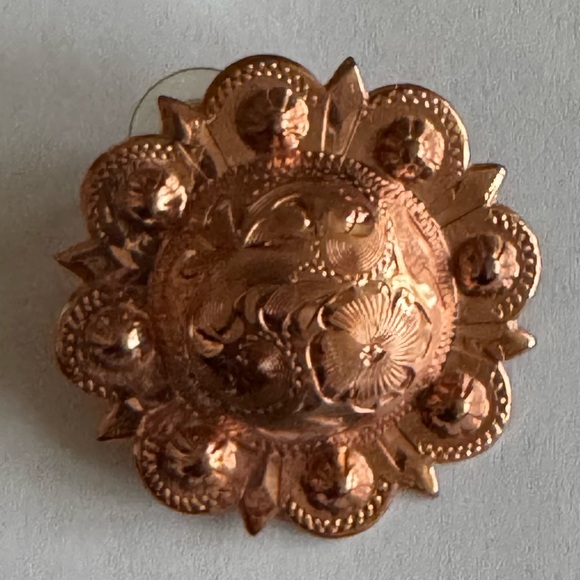 Large Copper Concho Stud Earrings - Picture 2 of 4